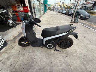 Seat Mo 2021 SILENCE 125-thumb-1