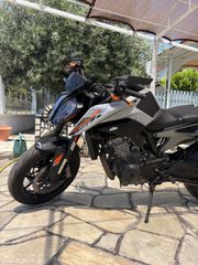 KTM 790 Duke 2023-thumb-2