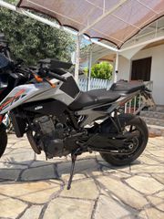 KTM 790 Duke 2023-thumb-3