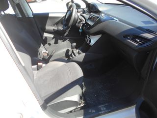 Peugeot 208 2019 Peugeot 208 2019  Pro BlueHDi-thumb-6