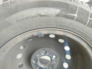 HYUNDAI ix20-thumb-1