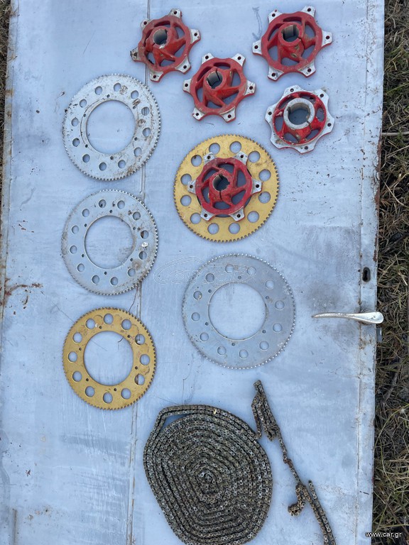 Ανταλλακτικά 2006 Γρανάζια-αλυσίδες- κομπλερ