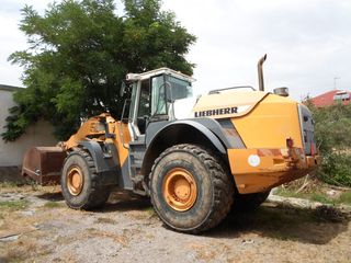 Φορτωτής Με Λάστιχα Liebherr 2000 L564