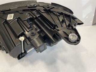 Φανάρι Εμπρός Δεξιά W213 Led High Performance-thumb-6
