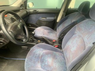 Peugeot 206 2002 1.4 75 HP ARISTO-thumb-5