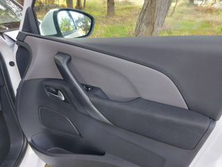 Citroen C4 Picasso 2015 1.2 e-THP Confort-thumb-29