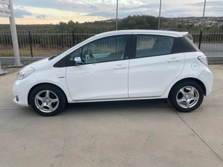 Toyota Yaris 2013 1.4c.c 90 hp D-4D  5 ΠΟΡΤΟ TREND 6 M/T