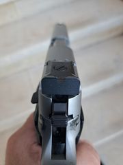Σκοπευτικά όπλα   sig sauer p 226 XFive  και Colt Python 357 magnum-thumb-2