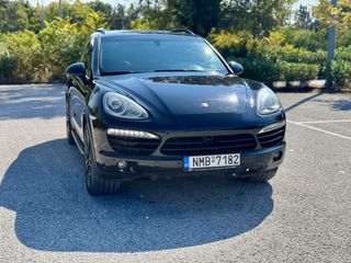 Porsche Cayenne 2012 Black edition Panorama