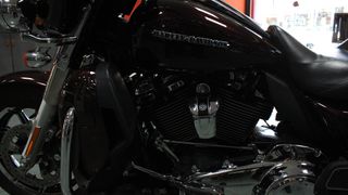 Harley Davidson Touring Electra Glide Ultra Limited Low 2018-thumb-10