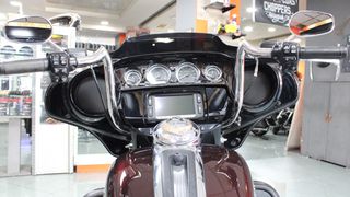 Harley Davidson Touring Electra Glide Ultra Limited Low 2018-thumb-19