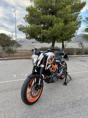 KTM 390 Duke 2014-thumb-1