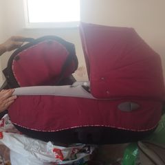 Καρότσι, relax, καλαθουνα, βρεφικά ρούχα και σεντόνια, παιχνίδια