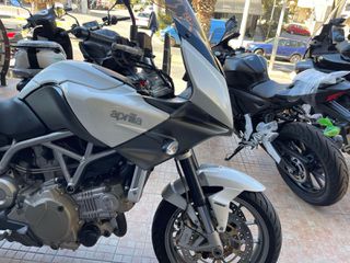 Aprilia Mana 850 GT 2011-thumb-1