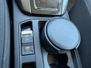 Volkswagen T-Roc 2019-thumb-9