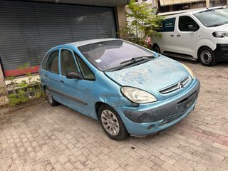 Citroen Xsara Picasso 2000-thumb-1