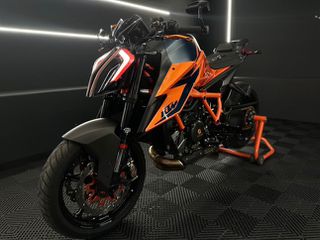 KTM 1290 Super Duke R 2021