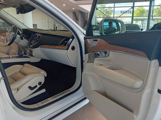 Volvo XC 90 2016 AWD INSCRIPTION 7 SEATS-thumb-25