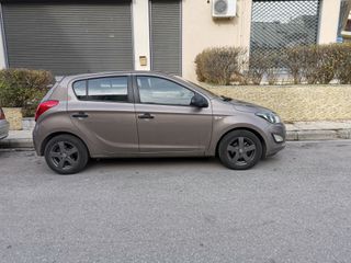 Hyundai i 20 2013