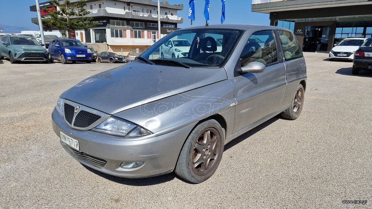 Lancia Ypsilon 2001