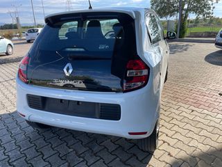 Renault Twingo 2015-thumb-4