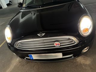Mini Cooper 2010 Mayfair Edition-thumb-11