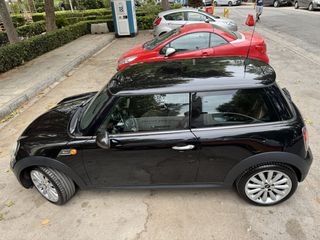 Mini Cooper 2010 Mayfair Edition-thumb-14