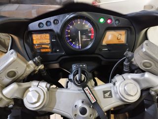 Honda CBR 1100 XX Super Blackbird 2006-thumb-13