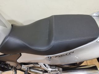 Honda CBR 1100 XX Super Blackbird 2006-thumb-7