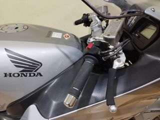 Honda CBR 1100 XX Super Blackbird 2006-thumb-4
