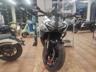 CFmoto 675 SR-R 2026-thumb-1