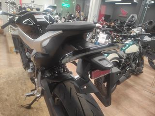 CFmoto 675 SR-R 2026-thumb-5
