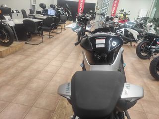 CFmoto 675 SR-R 2026-thumb-6