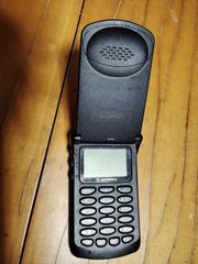 κινητο τηλεφωνο  MOTOROLA    star TAC