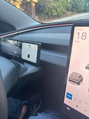 Tesla Model 3 2024 Standard Range Premium-thumb-13