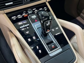 Porsche Cayenne 2018 E-HYBRID/CHRONO PACKET/PANORAMA/LED/EU6-thumb-40