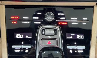 Porsche Cayenne 2018 E-HYBRID/CHRONO PACKET/PANORAMA/LED/EU6-thumb-42