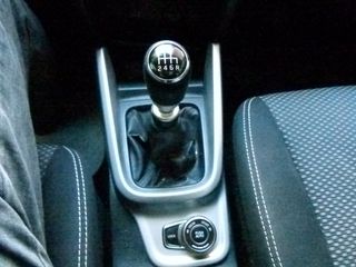 Suzuki Vitara 2016 GL+-thumb-27