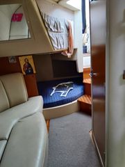 Cruisers-Yachts 2005 28-thumb-8