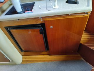 Cruisers-Yachts 2005 28-thumb-19