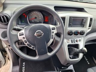 Nissan NV 200 2017-thumb-7