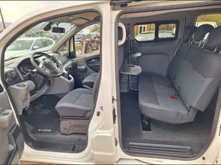 Nissan NV 200 2017-thumb-8