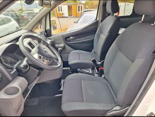 Nissan NV 200 2017-thumb-13