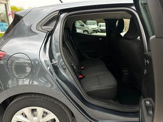 Renault Clio 2021 1.5 dCi Expression Plus-thumb-26