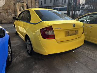Skoda Rapid 2014-thumb-3