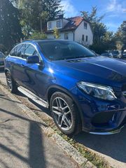 Mercedes-Benz GLE 350 2018 D 4MATIC-thumb-2