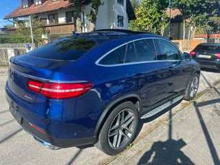 Mercedes-Benz GLE 350 2018 D 4MATIC-thumb-5