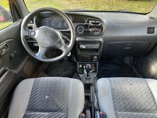 Daihatsu Cuore 2000