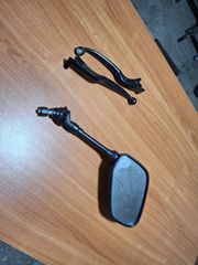 Διάφορα πλαστικά μέρη