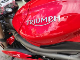 Triumph Speed Triple 1050 2016 SPEED TRIPLE 1050 S-thumb-4